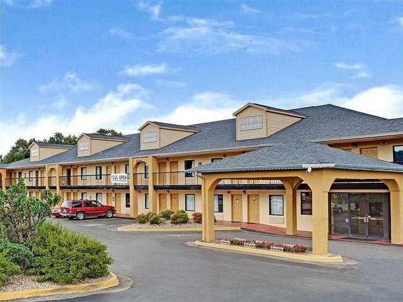 Hotel Super 8 Newnan Zewnętrze zdjęcie